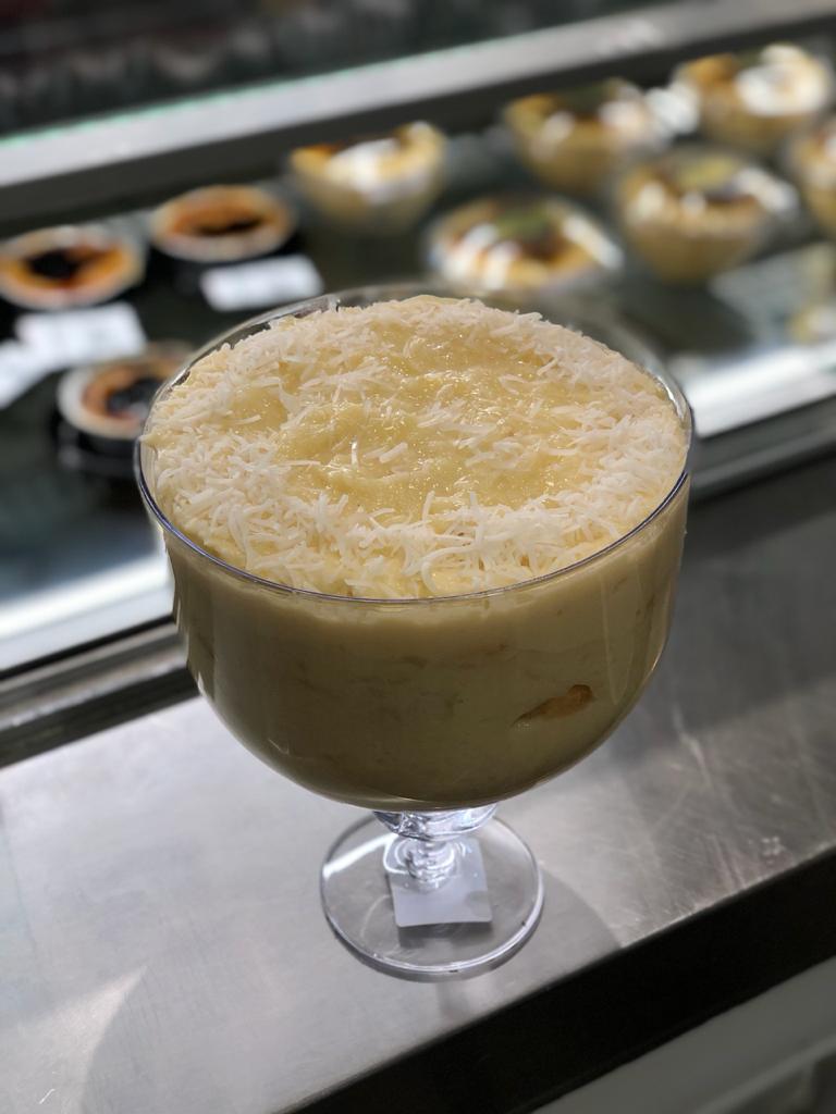 MOUSSE ABACAXI COM COCO BONÍSSIMA