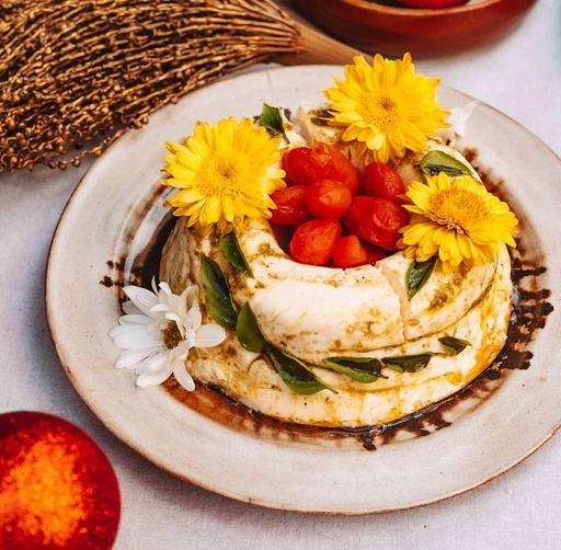 [145207] MOUSSE DE QUEIJO AO PESTO