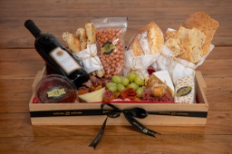 CESTA - FRIOS, PÃES E VINHO #2